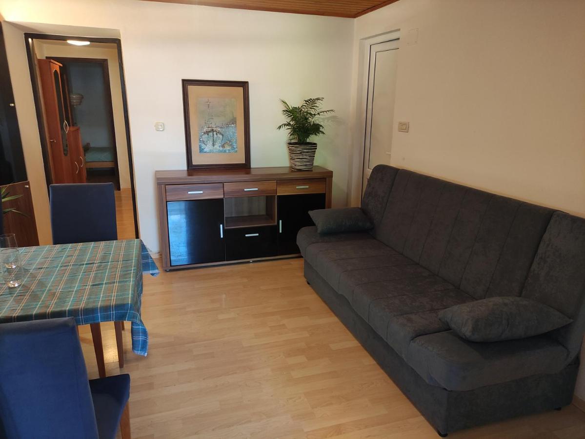 Apartment Valenta Porec Esterno foto