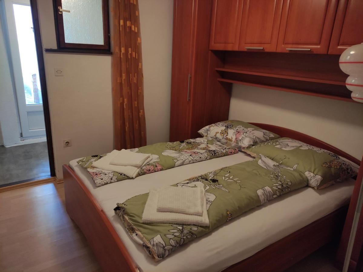 Apartment Valenta Porec Esterno foto