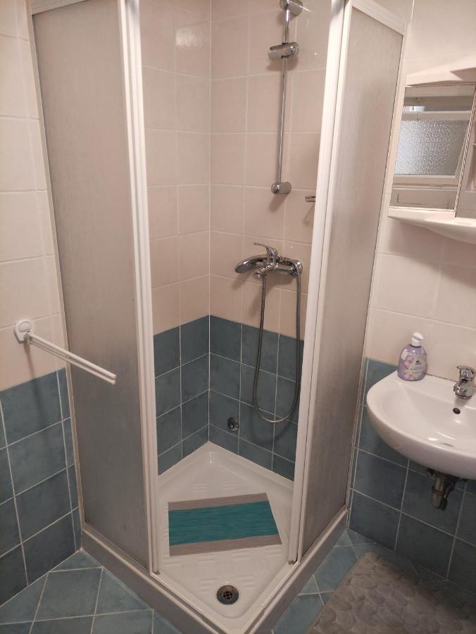 Apartment Valenta Porec Esterno foto